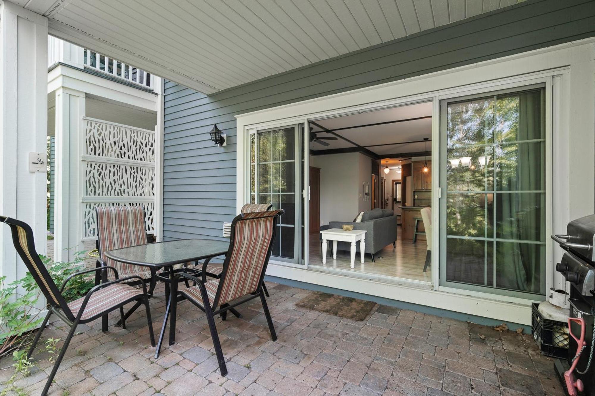 Les Manoirs Wpool & Hot Tub Near Village 120-7 Mont-Tremblant Exteriör bild
