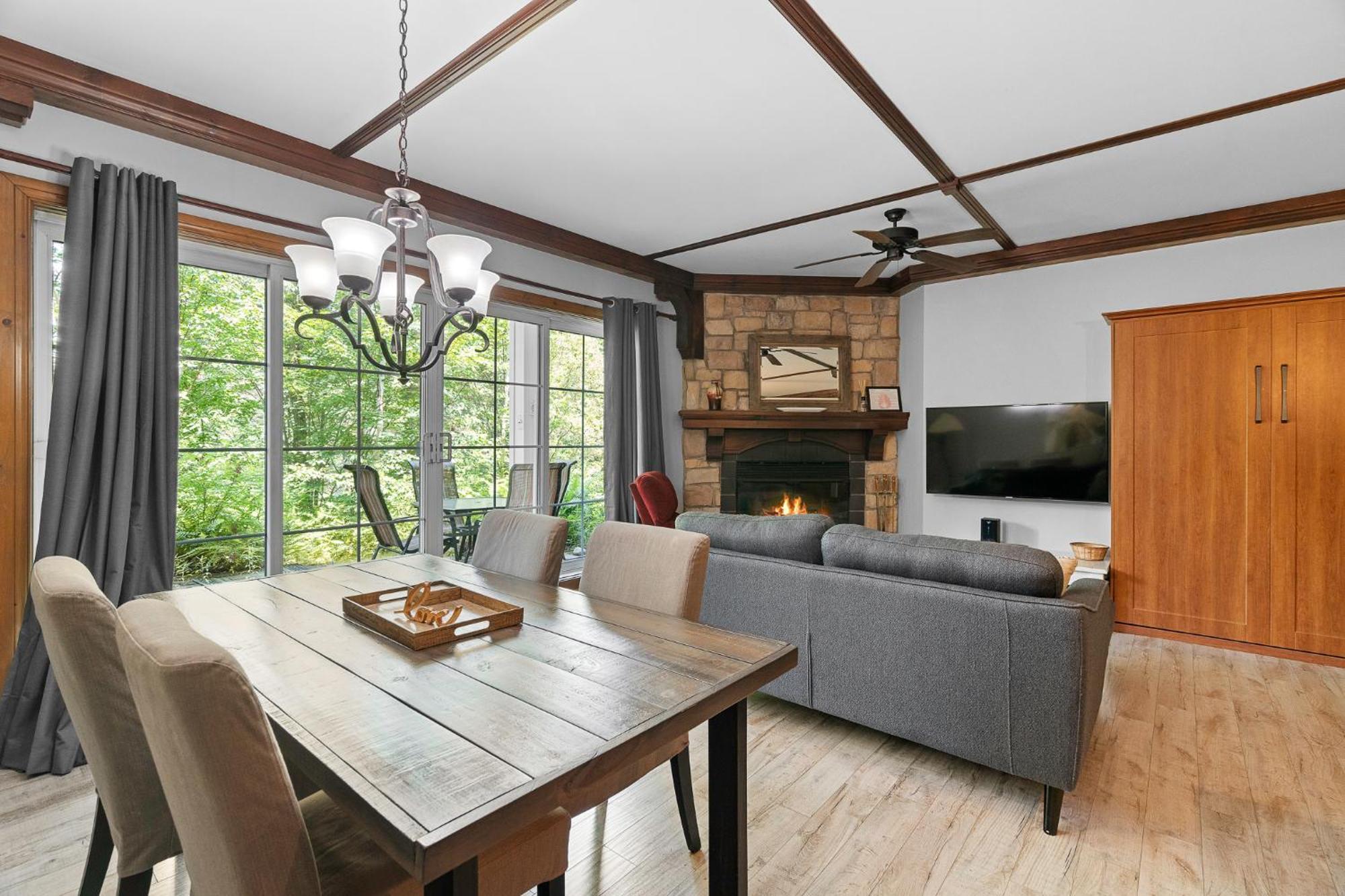 Les Manoirs Wpool & Hot Tub Near Village 120-7 Mont-Tremblant Exteriör bild