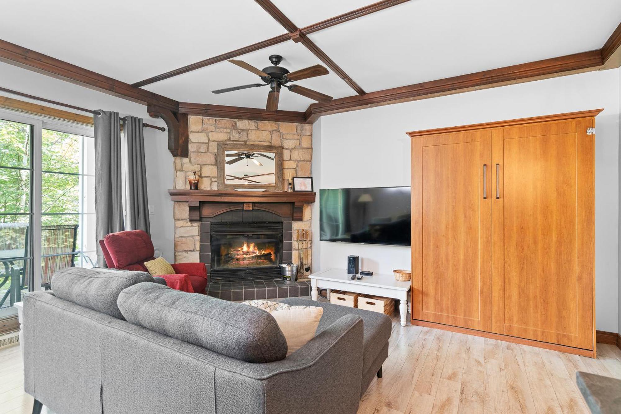 Les Manoirs Wpool & Hot Tub Near Village 120-7 Mont-Tremblant Exteriör bild