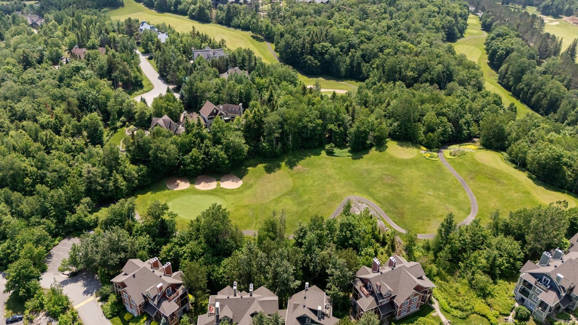 Les Manoirs Wpool & Hot Tub Near Village 120-7 Mont-Tremblant Exteriör bild